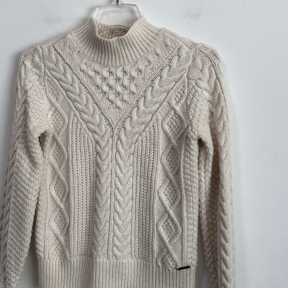 Abercrombie & Fitch Mock Neck Cable Knit Sweater Cream XS Fishermans Preppy - Picture 3 of 10